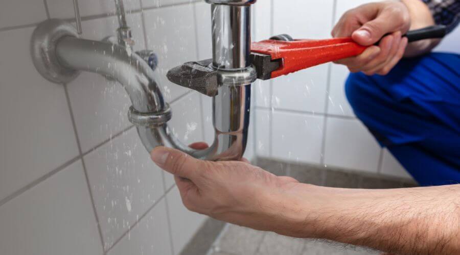 Expert burst pipe repair services in Hurley, WI